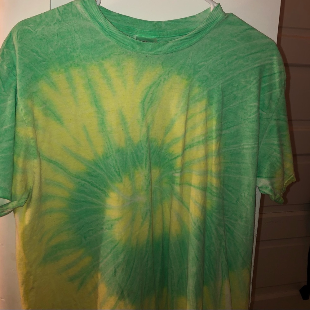Medium tie dye